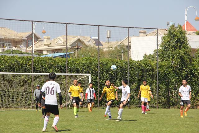 俱乐部杯-韩德君10分辽宁负首钢 范子铭8+11