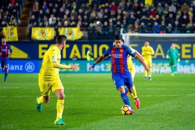 英超最佳阵：萨拉赫领衔，帕尔默&加克波在列